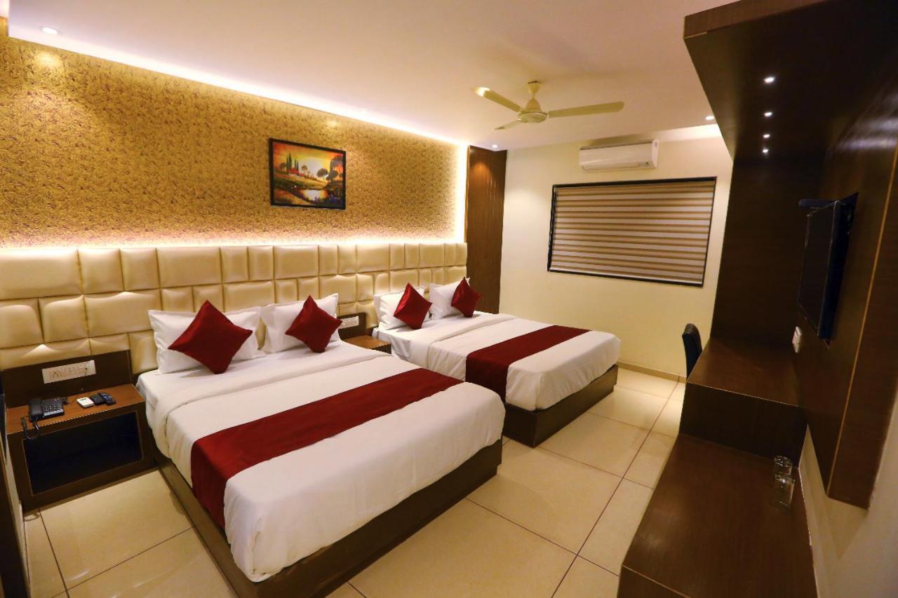 Hotel Hindustan Residency Thane Eksteriør billede